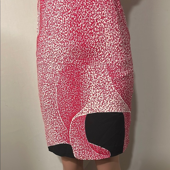 ESCADA orchid print silk sheath dress short Sleeve lined Size 36 (6) - Picture 5 of 15